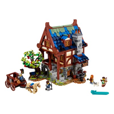 LEGO Ideas Medieval Blacksmith (21325)