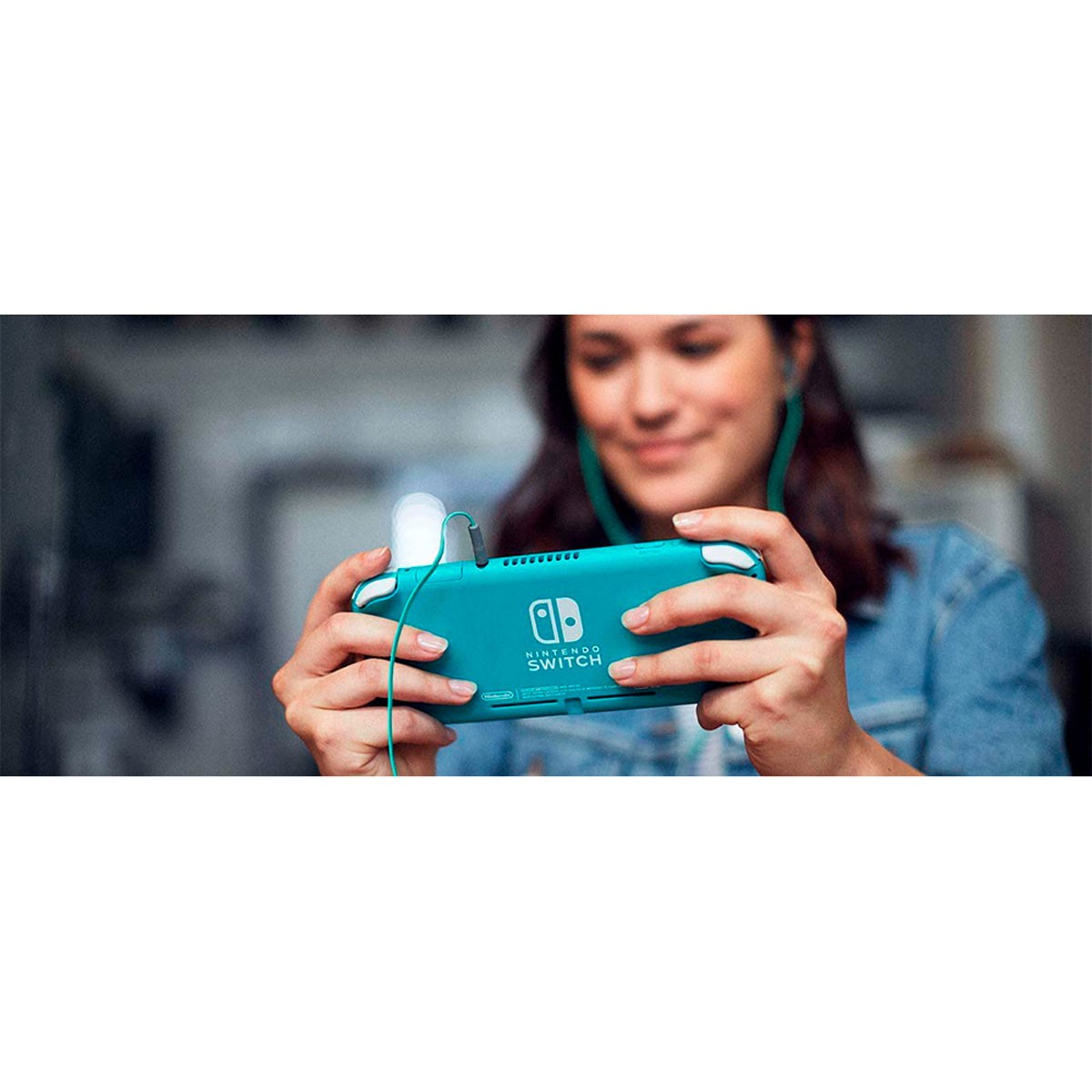 Nintendo Switch Lite Turquoise Console + Animal Crossing New Horizons (Preinstalled)