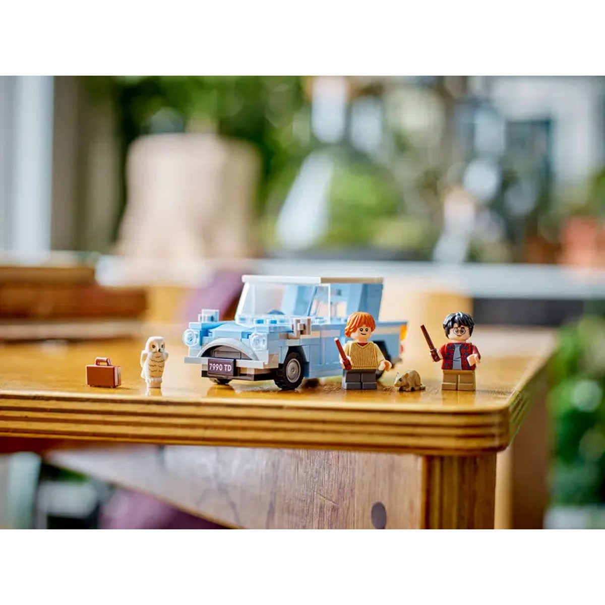 LEGO Harry Potter Ford Flying Anglia 76424