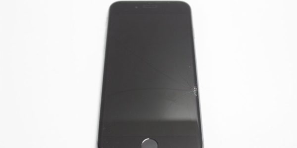 Repararação de um iPhone 6S