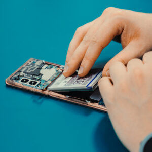 Samsung Galaxy Note 20 (Bateria Inchada)_YouGet_Repair-2